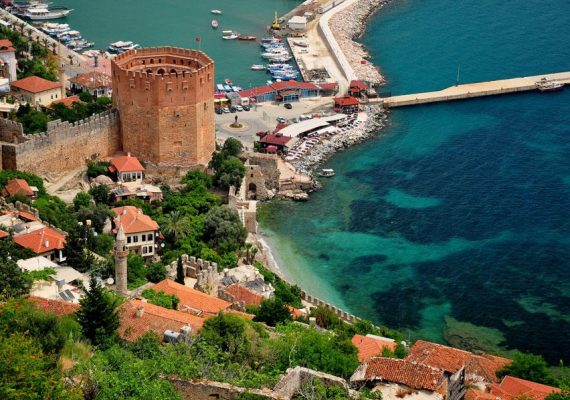 Alanya: Under the spring sun